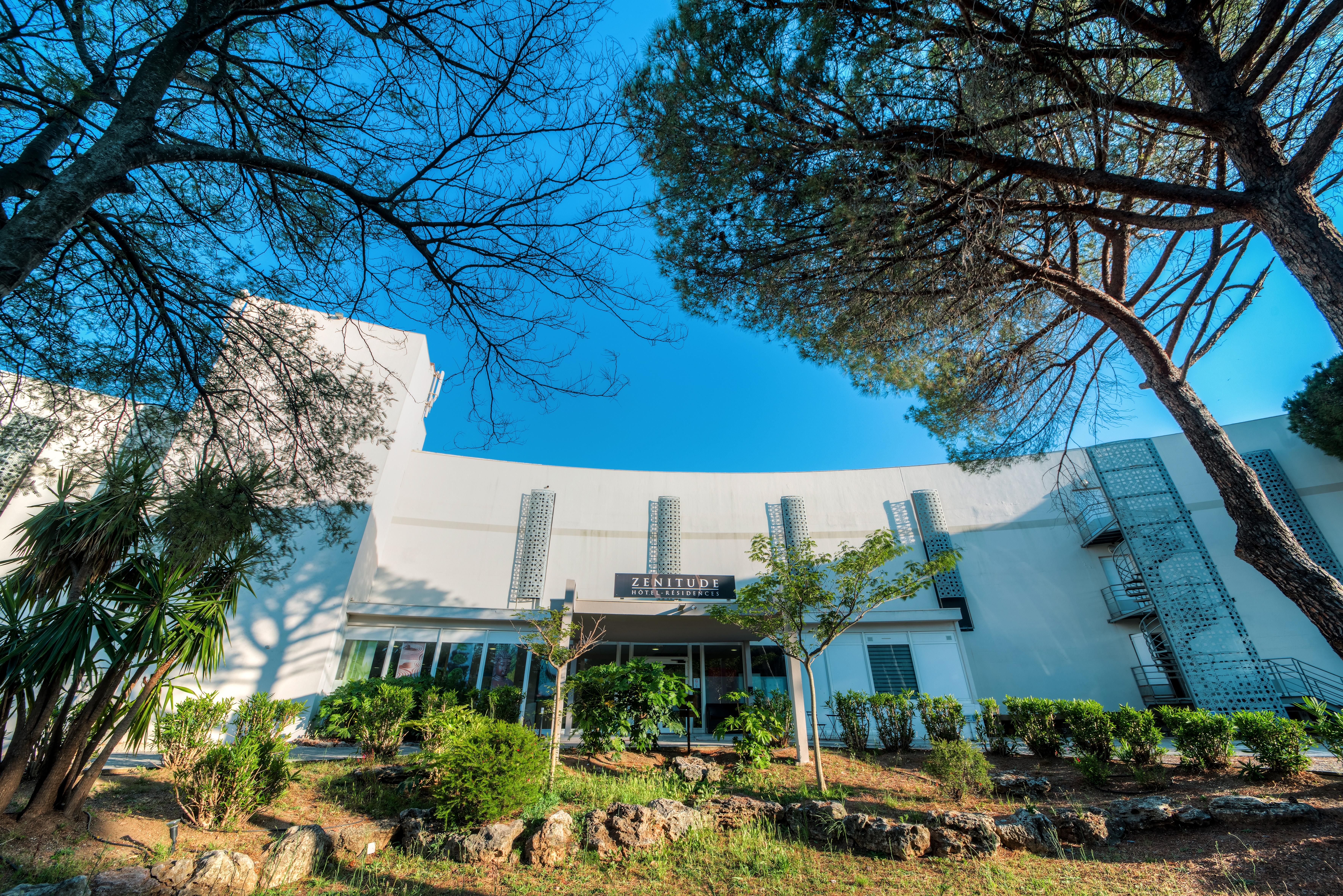 拉图尔德马雷泽尼图德公寓酒店 Fréjus 外观 照片